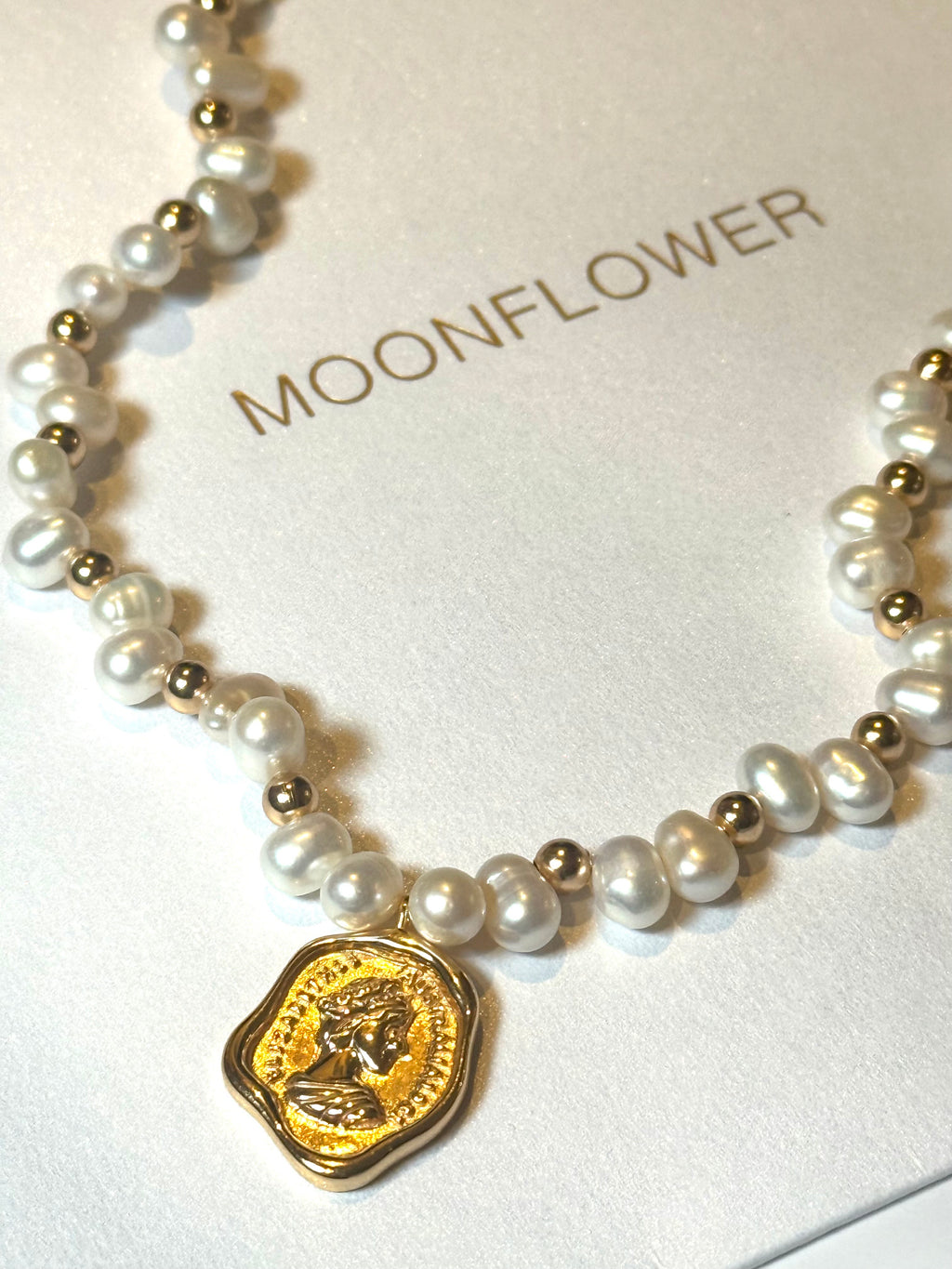 Vintage Style Natural Pearl Necklace with Queen Emblem | S925 Sterling Silver